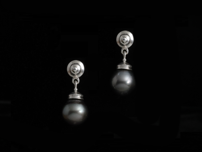 Silver & Pearls Earrings